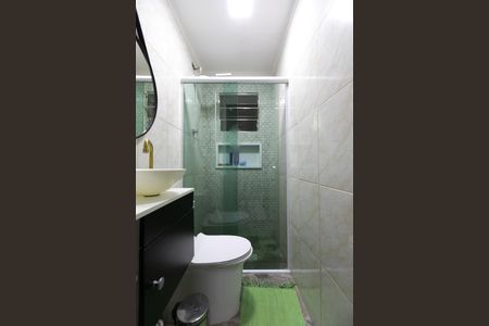 Casa à venda com 150m², 4 quartos e 2 vagas Casa à venda com 150m², 4 quartos e 2 vagasBanheiro