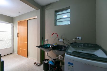 Casa à venda com 150m², 4 quartos e 2 vagas Casa à venda com 150m², 4 quartos e 2 vagasÁrea de Serviço