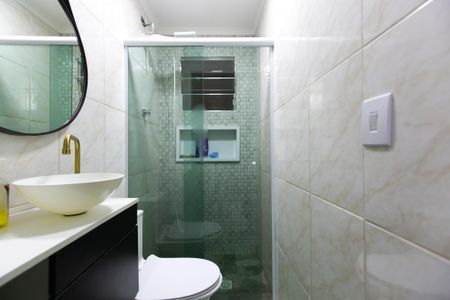 Casa à venda com 150m², 4 quartos e 2 vagas Casa à venda com 150m², 4 quartos e 2 vagasBanheiro