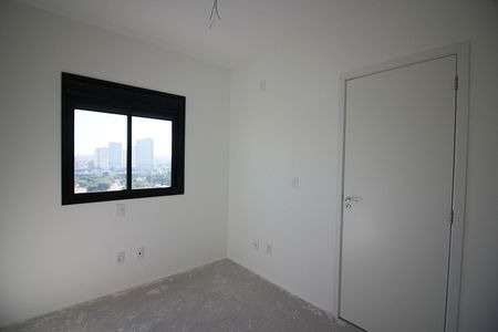 Apartamento à venda com 75m², 2 quartos e 2 vagasQuarto 