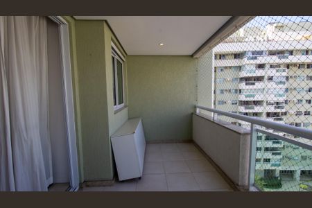 Apartamento à venda com 70m², 2 quartos e 1 vagaVaranda
