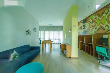 Apartamento à venda com 70m², 2 quartos e 1 vagaÁrea Comum - Lan House