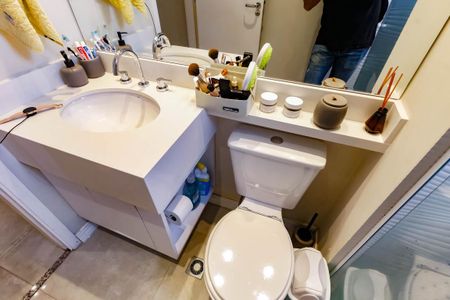 Apartamento para alugar com 72m², 2 quartos e 2 vagas Apartamento para alugar com 72m², 2 quartos e 2 vagasBanheiro da Suíte
