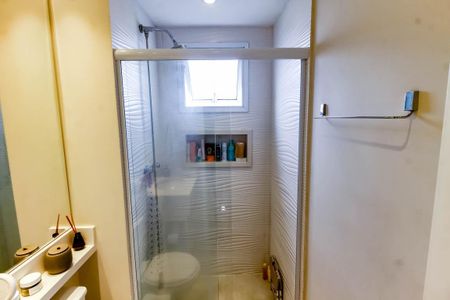 Apartamento para alugar com 72m², 2 quartos e 2 vagas Apartamento para alugar com 72m², 2 quartos e 2 vagasBanheiro da Suíte