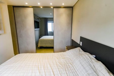 Apartamento para alugar com 72m², 2 quartos e 2 vagas Apartamento para alugar com 72m², 2 quartos e 2 vagasSuíte - armário