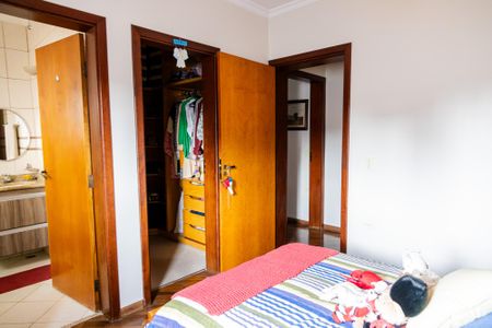 Casa à venda com 356m², 4 quartos e 4 vagas Casa à venda com 356m², 4 quartos e 4 vagasSuíte 2