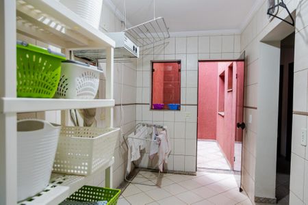 Casa à venda com 356m², 4 quartos e 4 vagas Casa à venda com 356m², 4 quartos e 4 vagasÁrea de Serviço