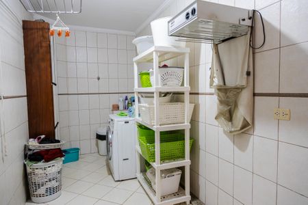 Casa à venda com 356m², 4 quartos e 4 vagas Casa à venda com 356m², 4 quartos e 4 vagasÁrea de Serviço