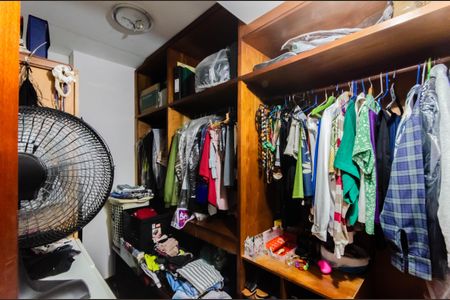 Apartamento à venda com 97m², 3 quartos e 2 vagasSuíte - Closet