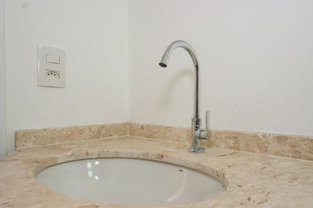 Apartamento para alugar com 76m², 3 quartos e 2 vagasBanheiro