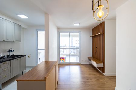 Sala de apartamento para alugar com 3 quartos, 76m² em Vila Andrade, São Paulo
