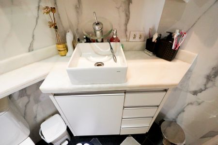 Apartamento à venda com 72m², 3 quartos e 1 vagaBanheiro Social