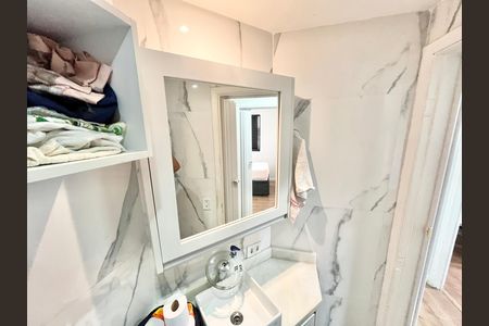 Banheiro de apartamento à venda com 2 quartos, 72m² em Parque Mandaqui, São Paulo
