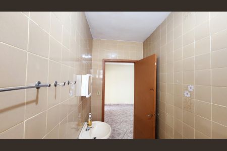 Casa à venda com 250m², 4 quartos e 1 vagaBanheiro