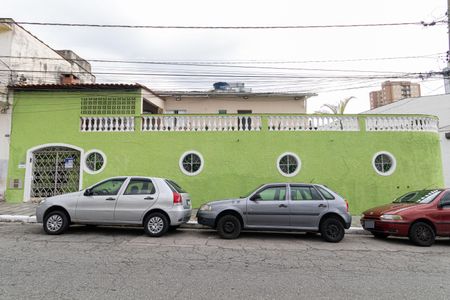 Casa à venda com 250m², 5 quartos e 3 vagasFachada