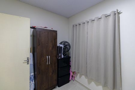 Casa à venda com 250m², 5 quartos e 3 vagasQuarto 2