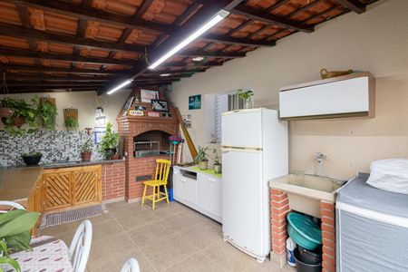 Casa à venda com 250m², 5 quartos e 3 vagasEdícula