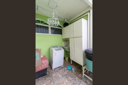 Casa à venda com 250m², 5 quartos e 3 vagasÁrea de Serviço