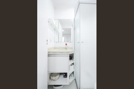 Apartamento à venda com 60m², 3 quartos e 1 vaga Apartamento à venda com 60m², 3 quartos e 1 vagaBanheiro da Suíte