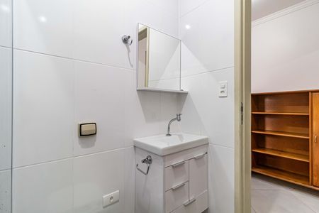 Casa para alugar com 35m², 1 quarto e sem vaga Casa para alugar com 35m², 1 quarto e sem vagaBanheiro