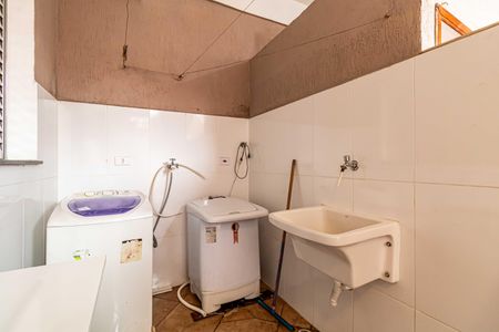 Casa para alugar com 35m², 1 quarto e sem vaga Casa para alugar com 35m², 1 quarto e sem vagaLavanderia