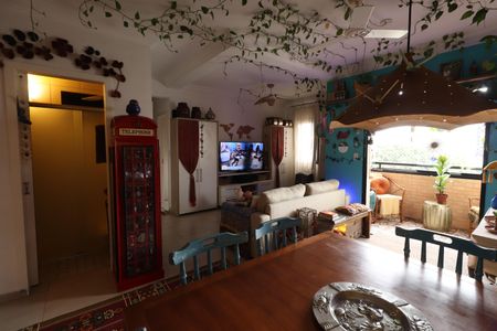 Apartamento à venda com 70m², 2 quartos e 2 vagasSala/Cozinha