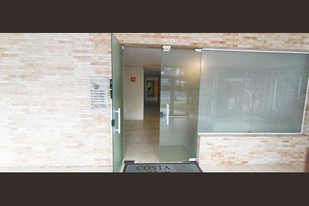 Apartamento para alugar com 70m², 2 quartos e 1 vagaHall de entrada