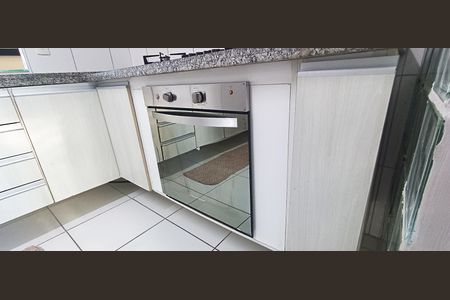 Apartamento para alugar com 70m², 2 quartos e 1 vagaCozinha