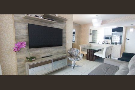 Apartamento para alugar com 70m², 2 quartos e 1 vagaSala