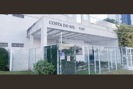 Apartamento para alugar com 70m², 2 quartos e 1 vagaFachada