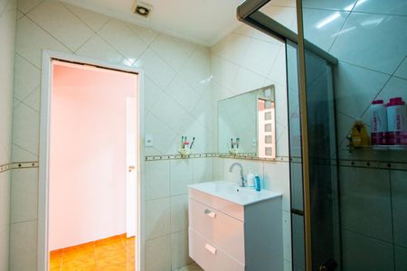 Casa à venda com 122m², 3 quartos e 1 vagaBanheiro Suíte 1