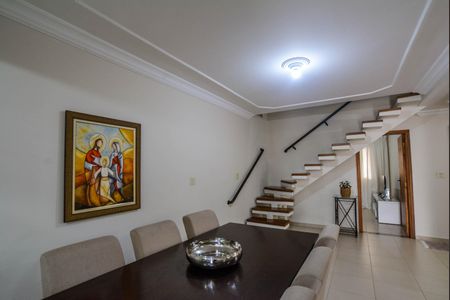 Casa à venda com 274m², 4 quartos e 4 vagasSala de Jantar