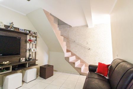 Casa de condomínio para alugar com 120m², 3 quartos e 1 vagaSala