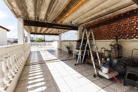 Casa de condomínio para alugar com 120m², 3 quartos e 1 vagaVaranda