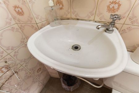 Casa de condomínio para alugar com 120m², 3 quartos e 1 vagaBanheiro de serviço