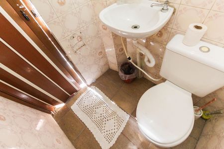 Casa de condomínio para alugar com 120m², 3 quartos e 1 vagaBanheiro de serviço