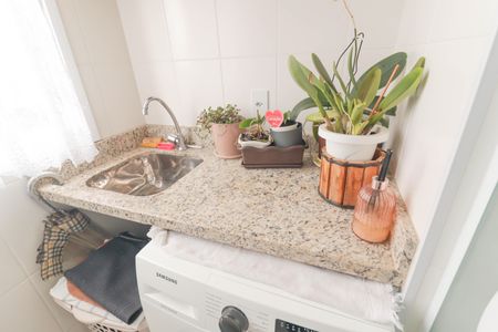 Apartamento à venda com 48m², 2 quartos e 2 vagasCozinha e Área de Serviço