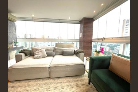 Apartamento à venda com 230m², 5 quartos e 4 vagasSala