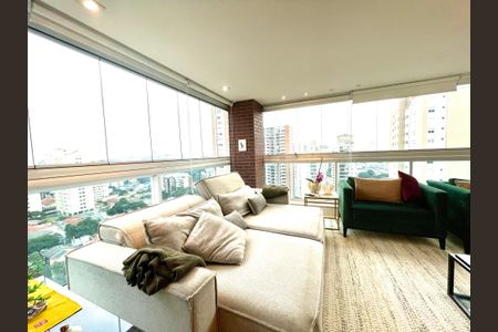 Apartamento à venda com 230m², 5 quartos e 4 vagasSala