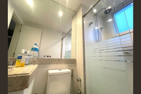 Apartamento à venda com 230m², 5 quartos e 4 vagasBanheiro da Suíte 3