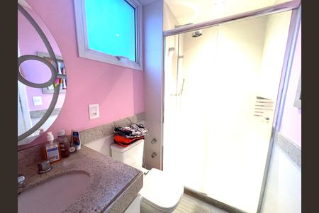 Apartamento à venda com 230m², 5 quartos e 4 vagasBanheiro da Suíte 2