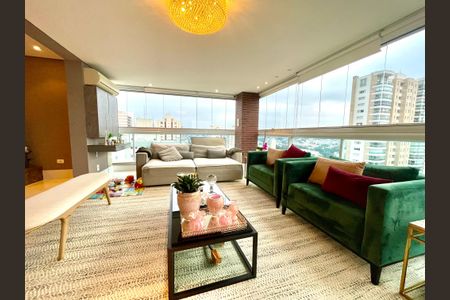 Apartamento à venda com 230m², 5 quartos e 4 vagasSala