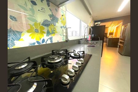 Apartamento à venda com 230m², 5 quartos e 4 vagasCozinha