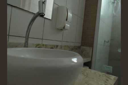 Apartamento à venda com 58m², 2 quartos e 1 vaga Apartamento à venda com 58m², 2 quartos e 1 vagaBanheiro
