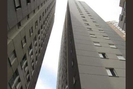 Apartamento à venda com 58m², 2 quartos e 1 vaga Apartamento à venda com 58m², 2 quartos e 1 vagaFachada