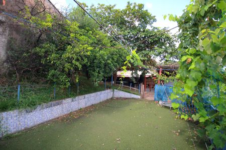 Casa à venda com 164m², 3 quartos e 8 vagasQuintal