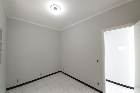 Casa para alugar com 75m², 2 quartos e 2 vagasQuarto 1