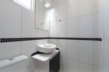 Casa para alugar com 75m², 2 quartos e 2 vagasBanheiro