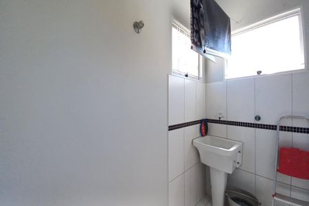 Casa para alugar com 75m², 2 quartos e 2 vagasÁrea de Serviço