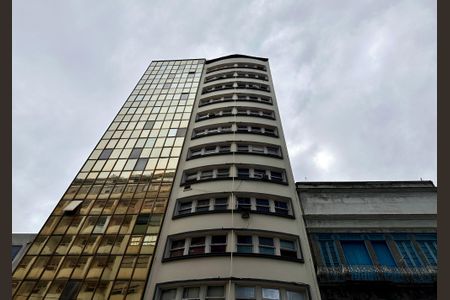 Apartamento para alugar com 42m², 1 quarto e sem vagaFachada